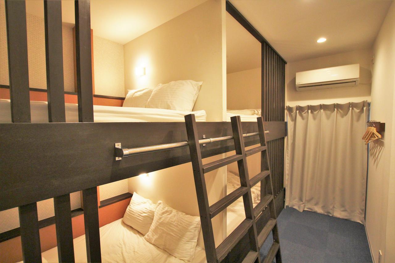 Sekai Hotel Ayame Осака Екстер'єр фото